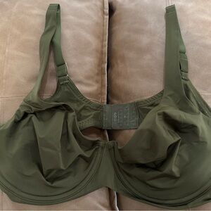 CUUP Olive Scoop Bra 40D (40 C) worn once!